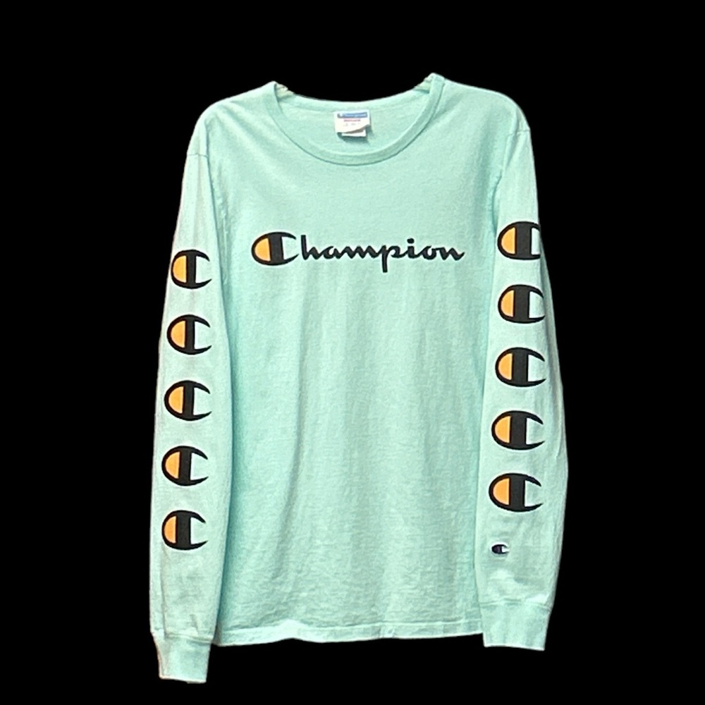 Champion Men’s Long Sleeve Shirt Size Medium